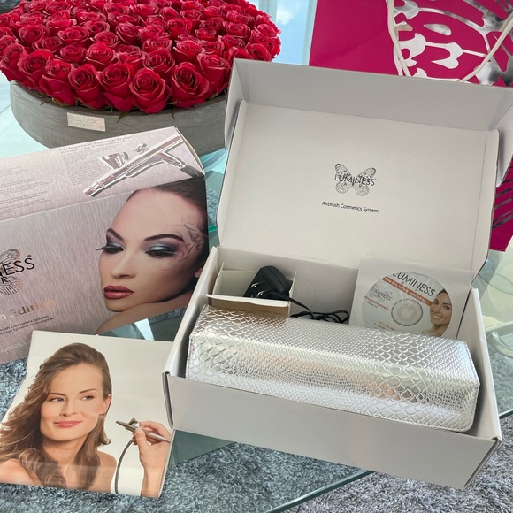 Luminess Platinum Edition Airbrush make up system kit - Picture 5 of 8